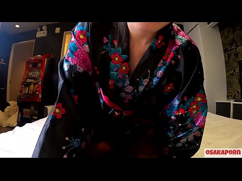 ❤️ Junges Cosplay-Mädchen liebt Sex bis zum Orgasmus mit einem Spritzer in eine Reiterin und einem Blowjob. Asiatisches Mädchen mit haariger Muschi und schönen Titten in traditioneller japanischer Tracht in Amateurvideo zeigt Masturbation mit Fickspielzeug. Sakura 3 OSAKAPORN. ☑ Super sex bei uns ❌️