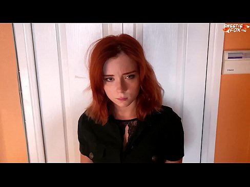 ❤️ Wachmann bestraft hübsche Frau für Ladendiebstahl - Sperma im Mund ☑ Super sex bei uns ❌️